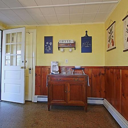 Lofted Cape Cottage By Leavetown Vacations South Yarmouth Exterior photo